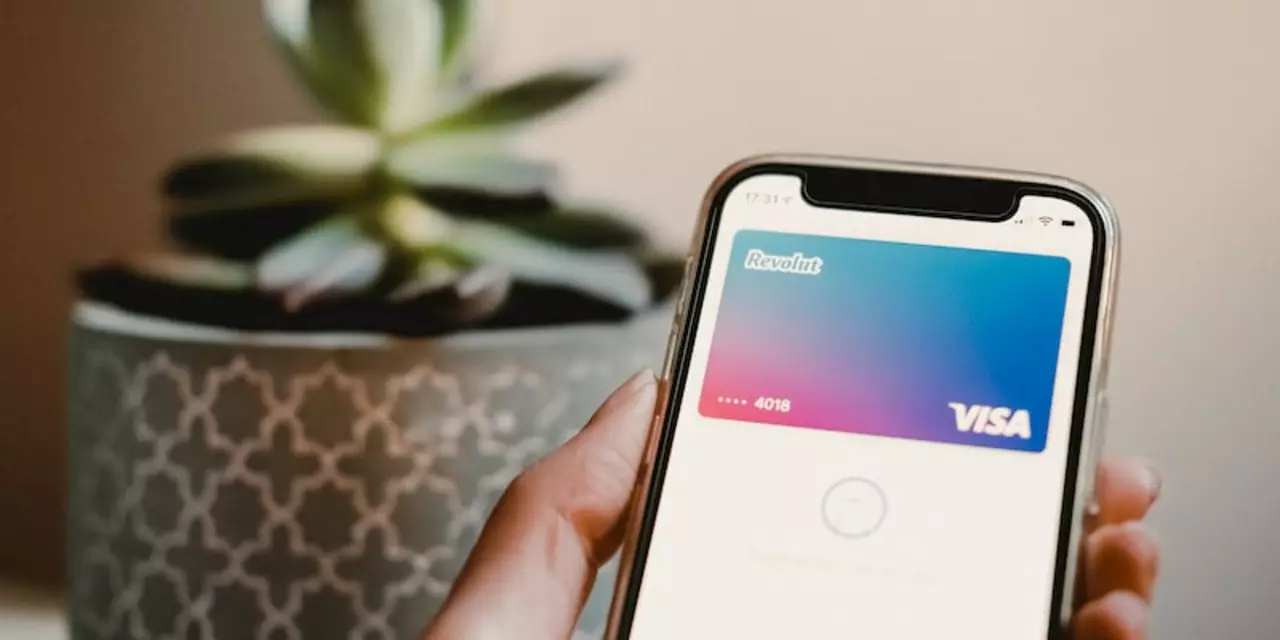 Why isn't mobile payment popular in the USA as it is in China?